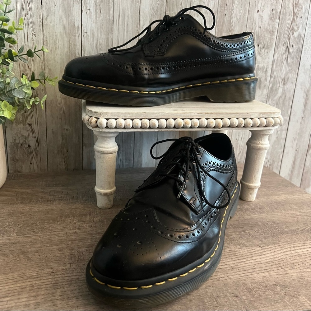 Dr. Martens Black Leather Brogue Oxfords 3989 Yellow Stitch Size 9 Mens 10 Women